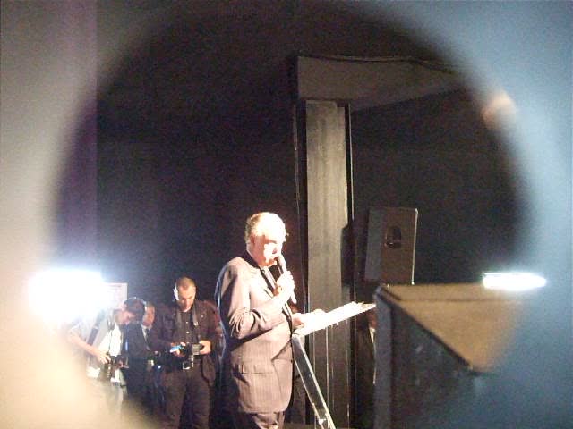 biennale de lyon, 2011, une terrible beauté est née, victoria noorthoorn, la sucrière, fondation bullukian, musée d'art contemporain de lyon, usine t.a.s.e., veduta