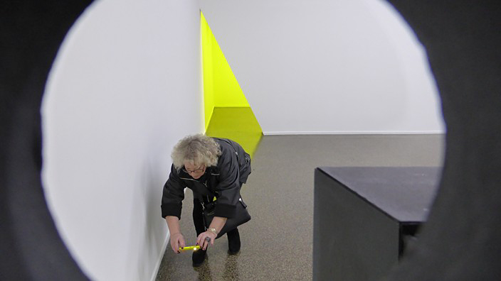 centre culturel suisse, pierre vadi, plus d'une langue, nicolas party, pastel et nu