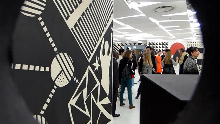 la galerie des galeries, karina bisch, les galeries lafayette, miss harlequin, art contemporain