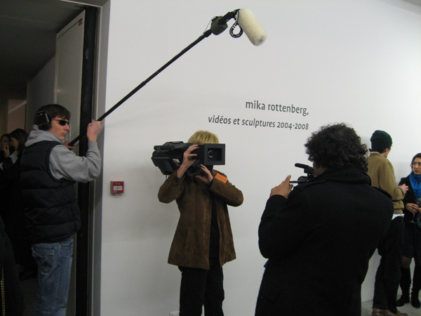 la maison rouge, andy warhol, tv, judith benhamou-huet, vitra, mtv idol, rottenberg, denis