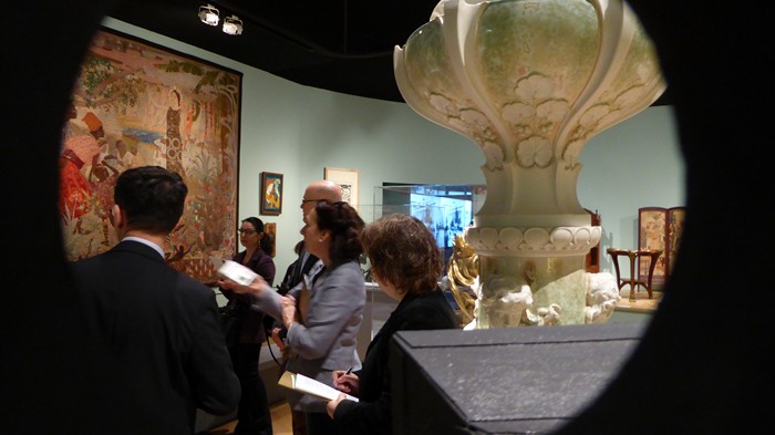 petit palais, paris 1900, beaux-arts, la ville spectacle, peintures, objets d'art, costumes, affiches, photographies, films, meubles, bijoux, sculptures, belle époque, christophe leribault, gaëlle rio, alexandra bosc, dominique lobstein