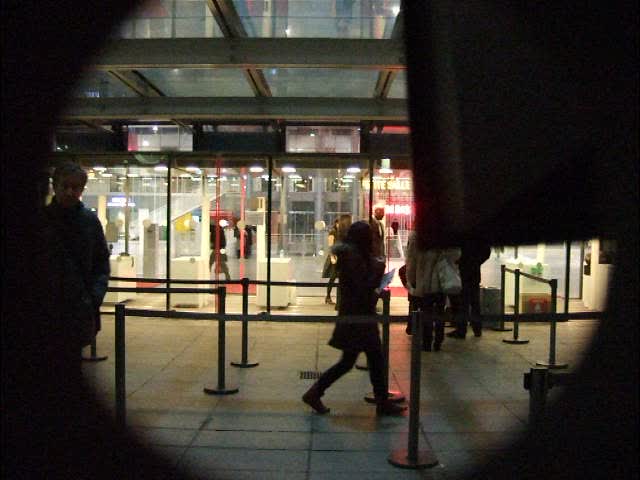 vides, une rétrospective, musée, centre pompidou, paris, laurent le bon, john armleder, mathieu copeland, gustav metzger, mai-thu perret, clive phillpot, yves klein, robert barry, marcuse, art & language, stanley brouwn, robert irwin, maria nordman, laurie parsons, bethan huws, maria eichhorn, roman ondak