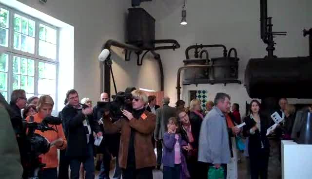 1_an_=_5 cm, parc culturel rentilly, frac, xavier, franceschi, films, corey mccorkle