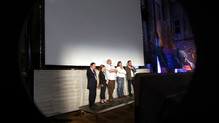 festival voies off, 19ème édition, arles, photographie, 2014, cour de l'archevêché, rencontres photographiques d'arles